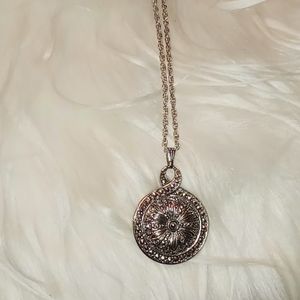 Ivory and silver. Necklace